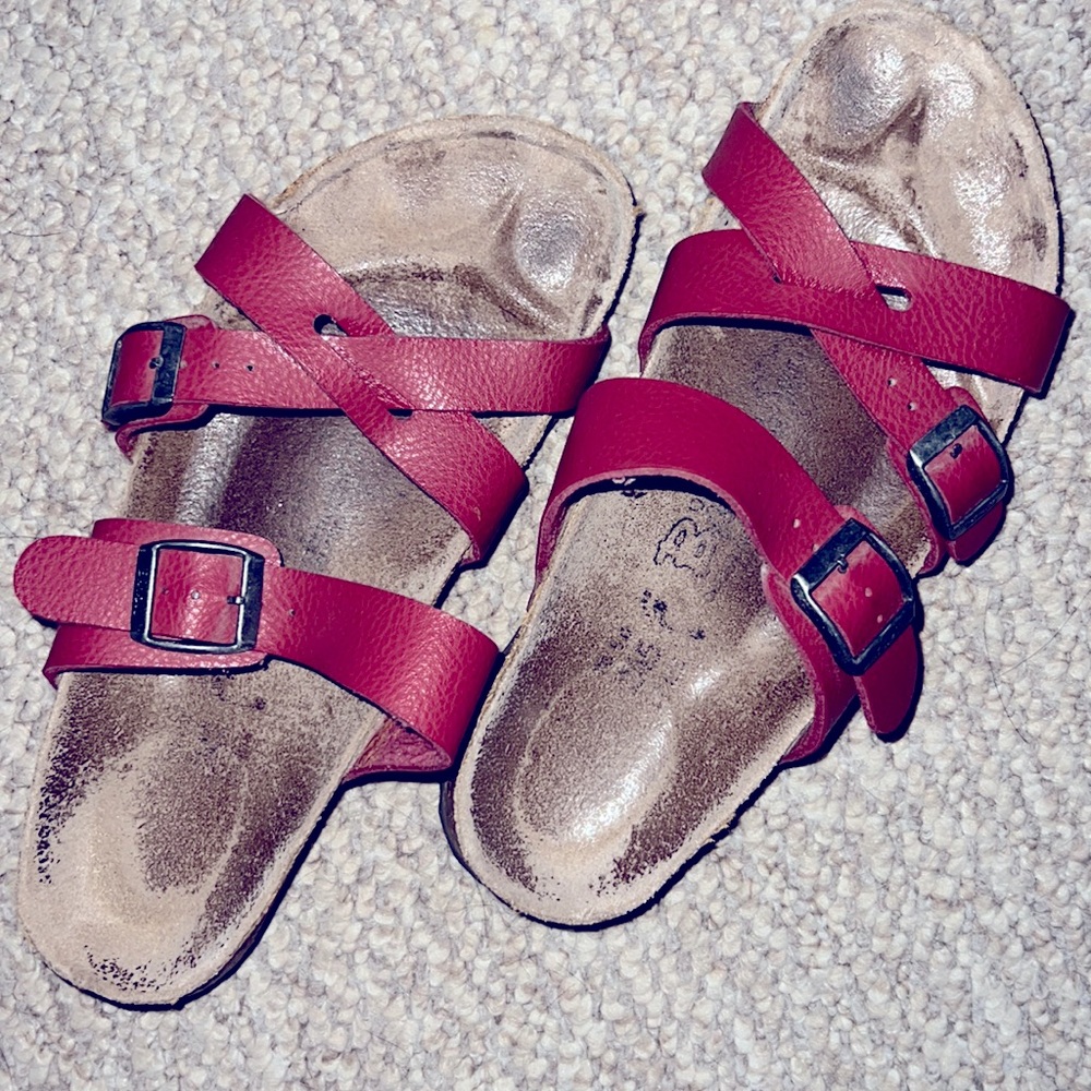 Woman’s Red Birkenstocks SIZE: 8